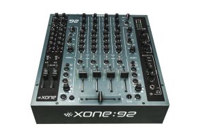 Allen & Heath XONE:92 mk2 | ロングセラーミキサー「Xone:92」をアップデートした4+2 チャンネル アナログDJ ミキサー