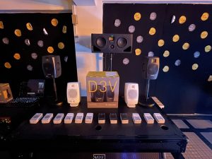 ADAM Audio D3V | USB-Cポート搭載、ADAM Audio 最小サイズのモニタースピーカー