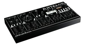 Dreadbox Artemis | Sinevibesエフェクト搭載のMPE対応6ボイス・アナログシンセサイザー