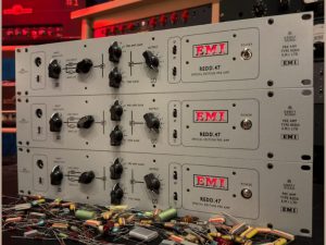 ビートルズを支えた幻の音が甦る | REDD.47 Special Edition Pre Amp