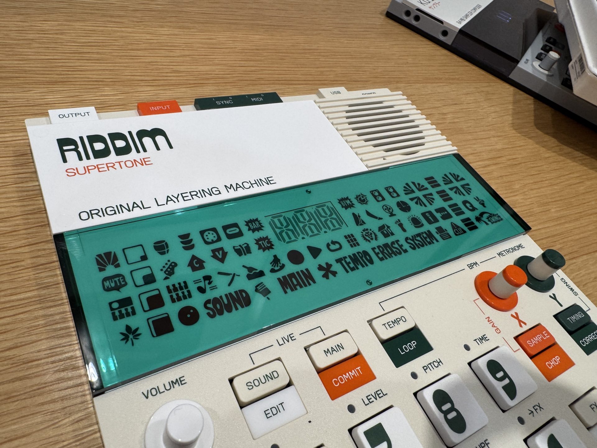 Teenage Engineering EP-40 riddim Supertone / EP-2350 Ting FX