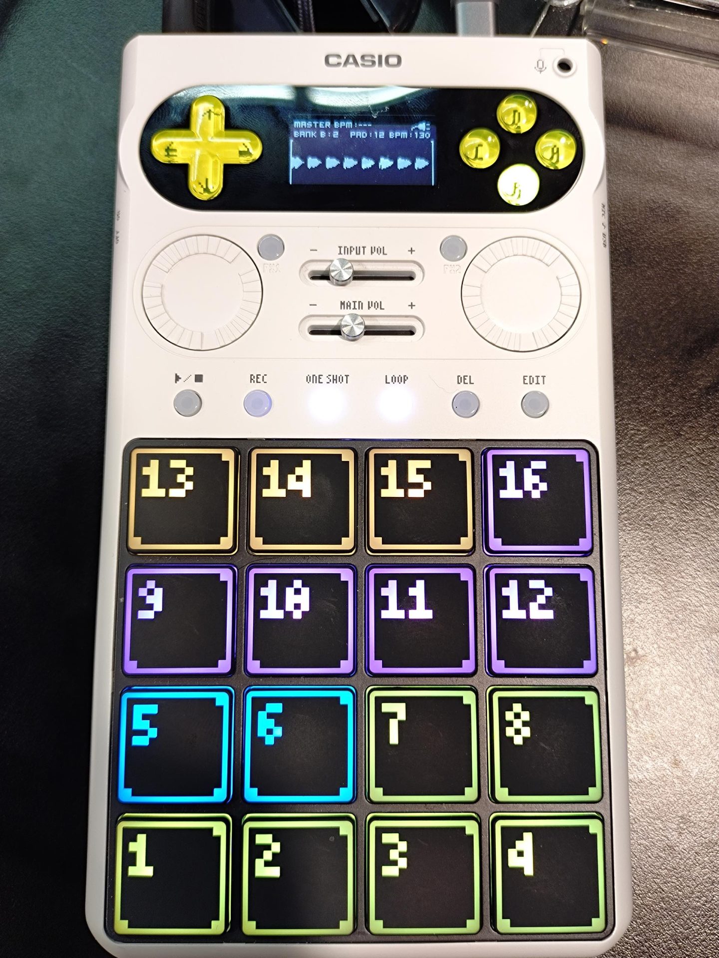 Casio がコンパクトなサンプラー＆シーケンサーをNAMM SHOW 2026で公開！