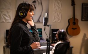 AKG C104 / C114 | 143〜145dB耐音圧で配信からドラム収録まで対応するコンデンサーマイク