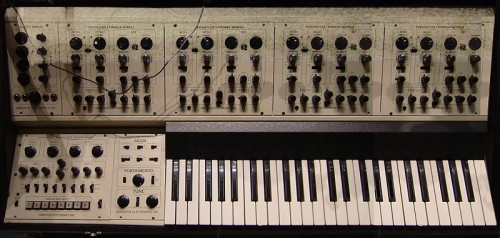 800px-Oberheim_4_voice