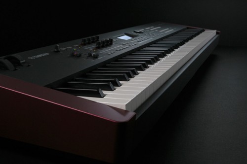 YAMAHA 「MOXF6」「MOXF8」最新のエンジンをのせたシンセサイザー