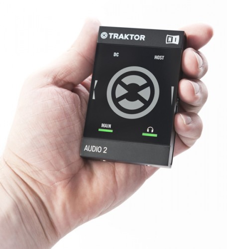 NATIVE INSTRUMENTS 世界最小 DJ サウンドカード「TRAKTOR Audio 2 MK2」発売！