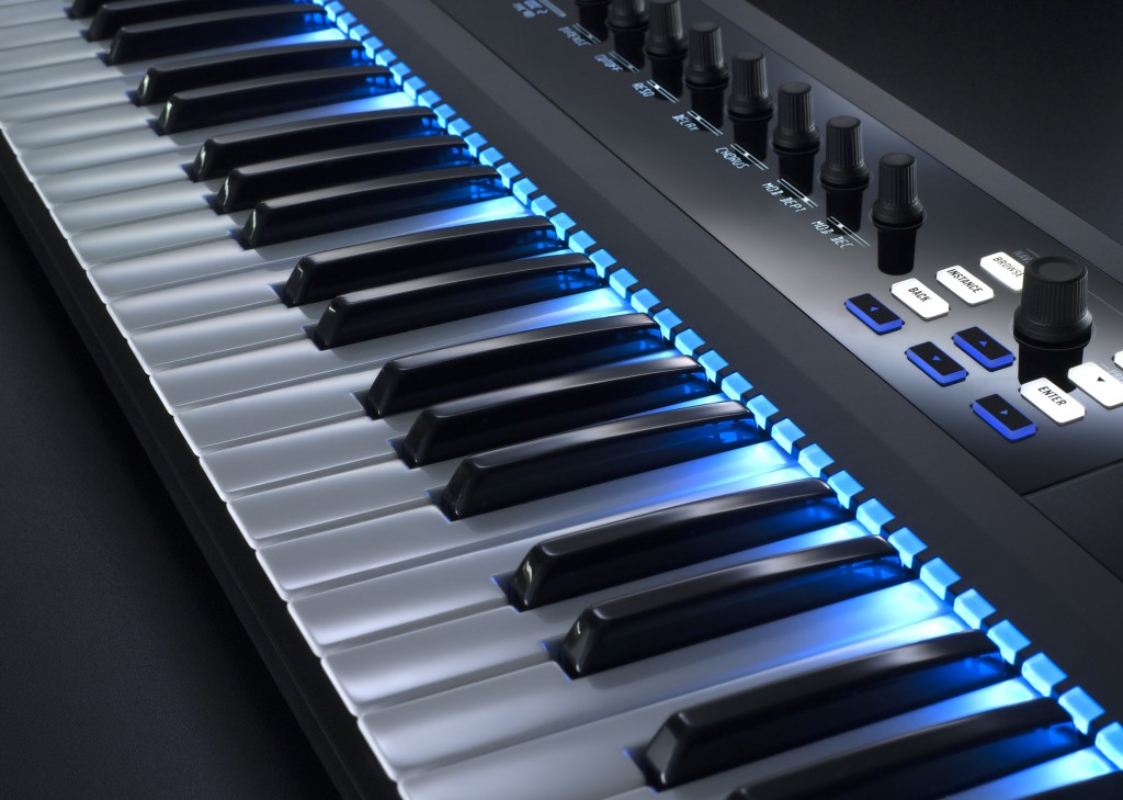 NI_KOMPLETE_KONTROL_S49_foto_1