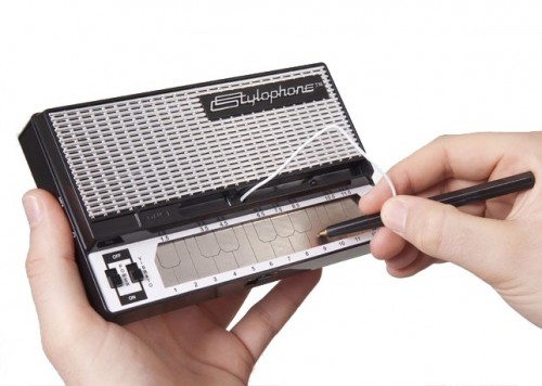 dubreq-stylophone-650x650-01