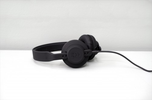 世界的人気アーティストModeselektorとのコラボ・ヘッドホン AIAIAI TMA-2 Modeselektor Edition
