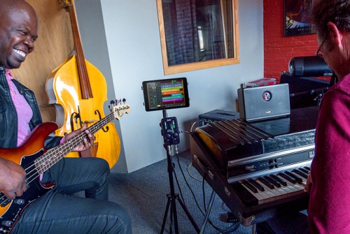 irigproduo_lifestyle_bass_rhodes_DSC01892_SLX_ret