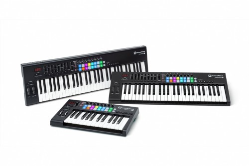 Ableton Liveに最適化されたMIDIキーボード / コントローラー Novation Launchkey MK2