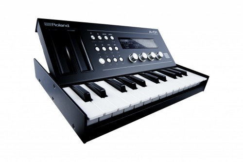 【NAMM 2016】MIDI、USB、CV / GATE 対応なコンパクト・コントローラー＆シンセ Roland A-01K