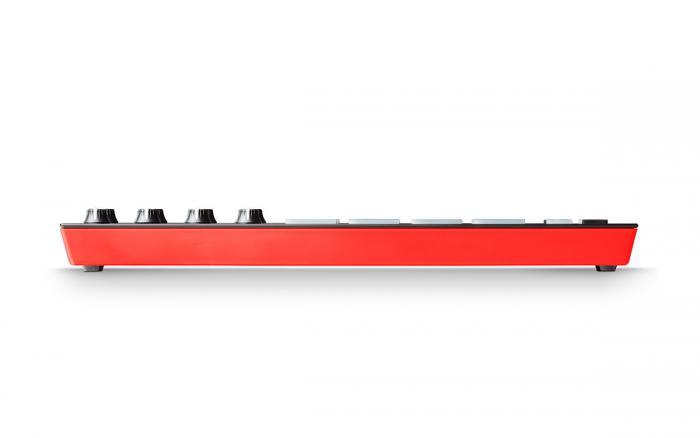 LPD8Wireless_rear_700x438