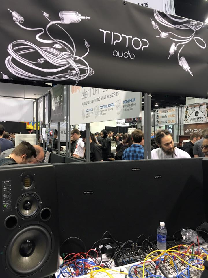 NAMM_day4_102_