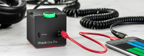 バスパワーでファンタム電源供給が可能なiOS用プリアンプ Focusrite iTrack One Pre