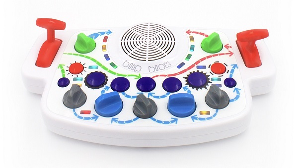 Playtime Engineering Blipblox | キッズ向けの安全設計シーケンサー内蔵シンセサイザー