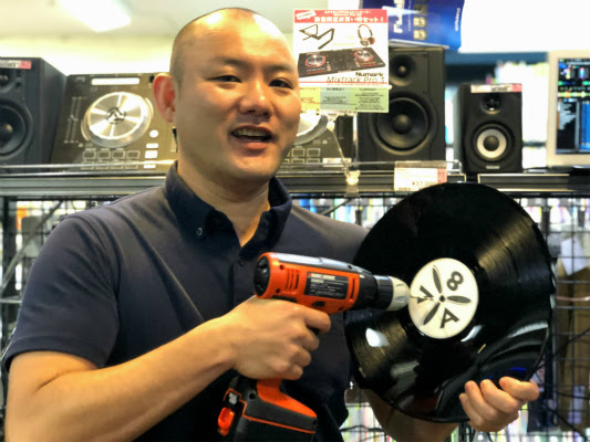RANE TWELVEのレコードを自分好みのものに交換してみた。