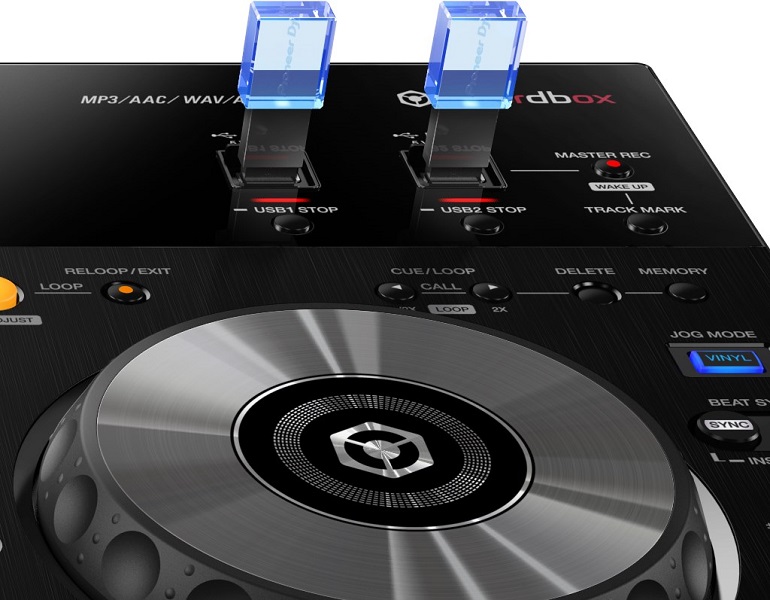 Pioneer DJ XDJ-RR | トップDJを目指す人のための2chオールインワンDJ 