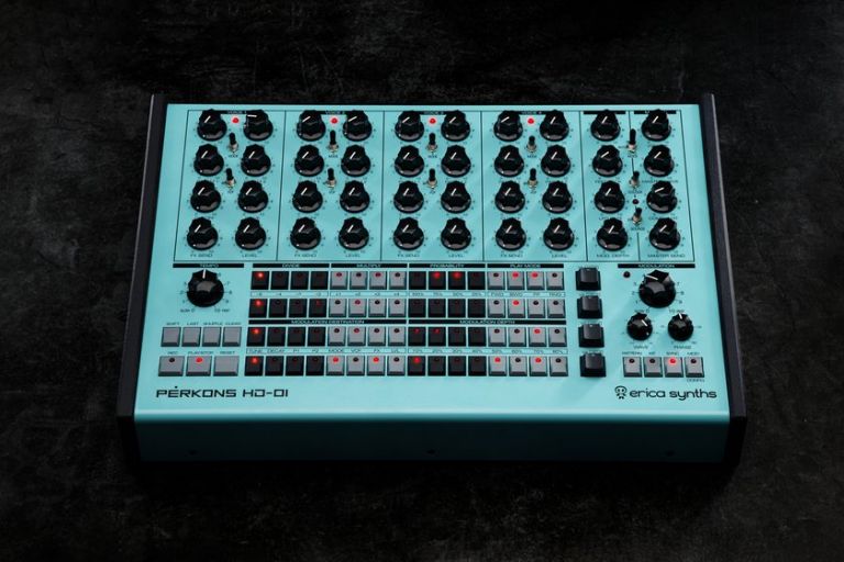 ★超絶美品★Polyend Play Groovebox 8 ポリエンド プレイ ☆超絶美品☆Polyend Play Groovebox 8 ポリエンド プレイ