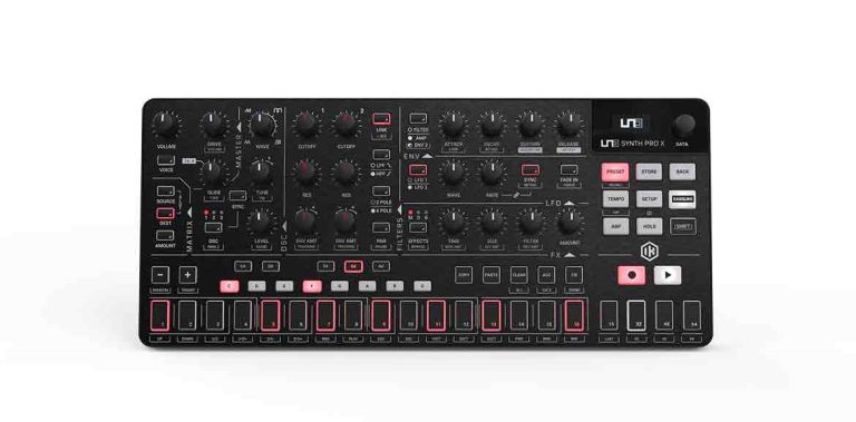 uno_synth_pro_x_prodmenu-1-