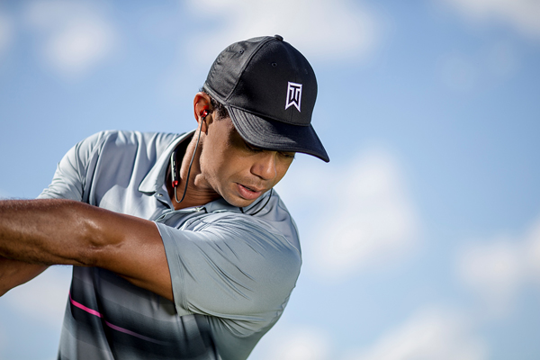 タイガーウッズモデル イヤホンが登場！SOL REPUBLIC SHADOW “TIGER WOODS SPECIAL EDITION”