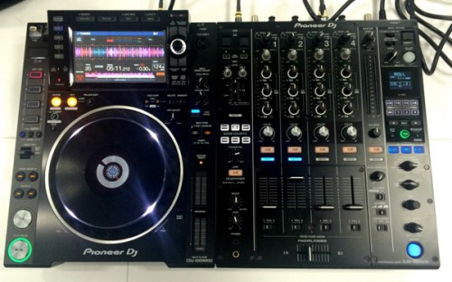 Pioneer DJ CDJ-2000NXS2、DJM-900NXS2 レビュー