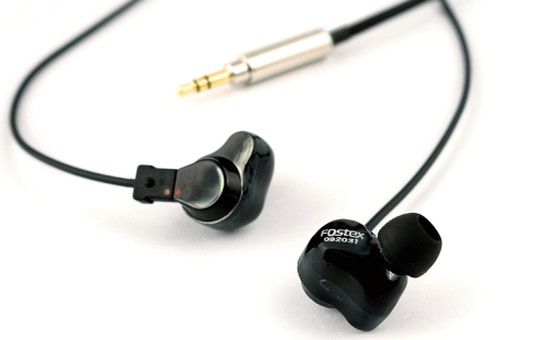 FitEar の技術を採用したハイブリッド型イヤホン FOSTEX TE100　
