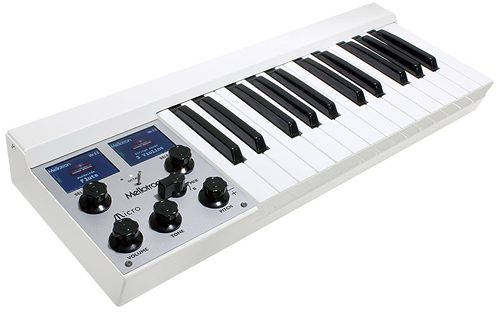 Mellotron Micro シリーズ | 重さ3Kgの25鍵盤小型メロトロンとデスクトップ型音源