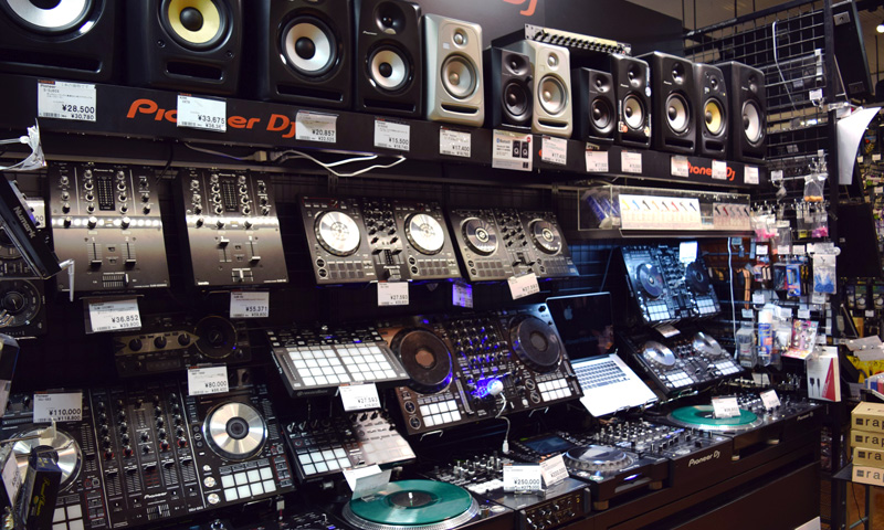 名古屋 DJ 機材 コーナー