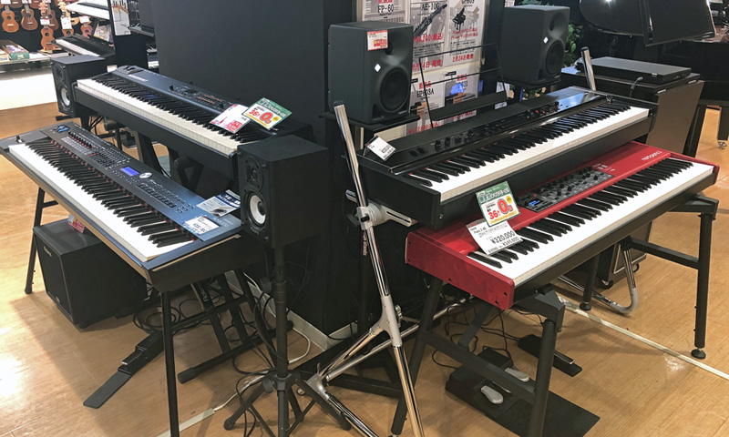 新宿 ステージピアノ コーナー