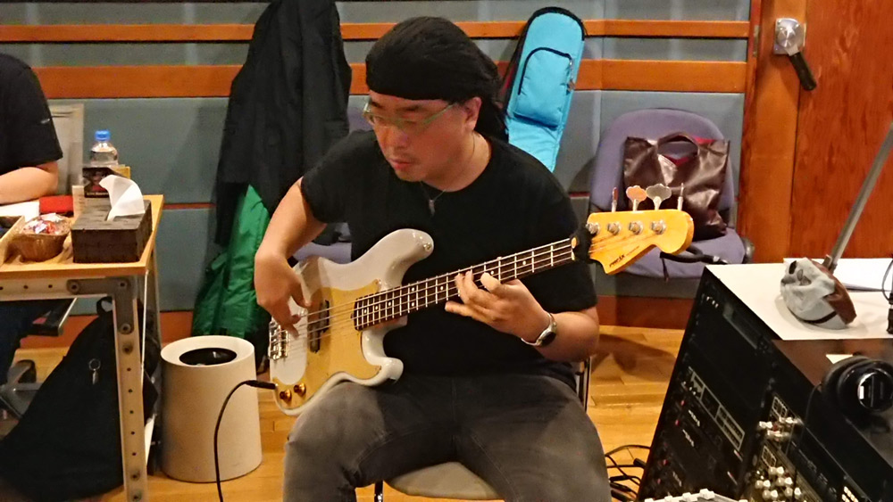 清水玲氏によるベース録音