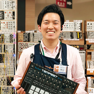 梅田店 横山