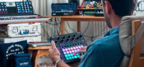 Novation CIRCUIT ありそうで無かったグルーブボックス