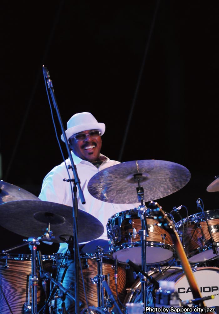 harvey_mason