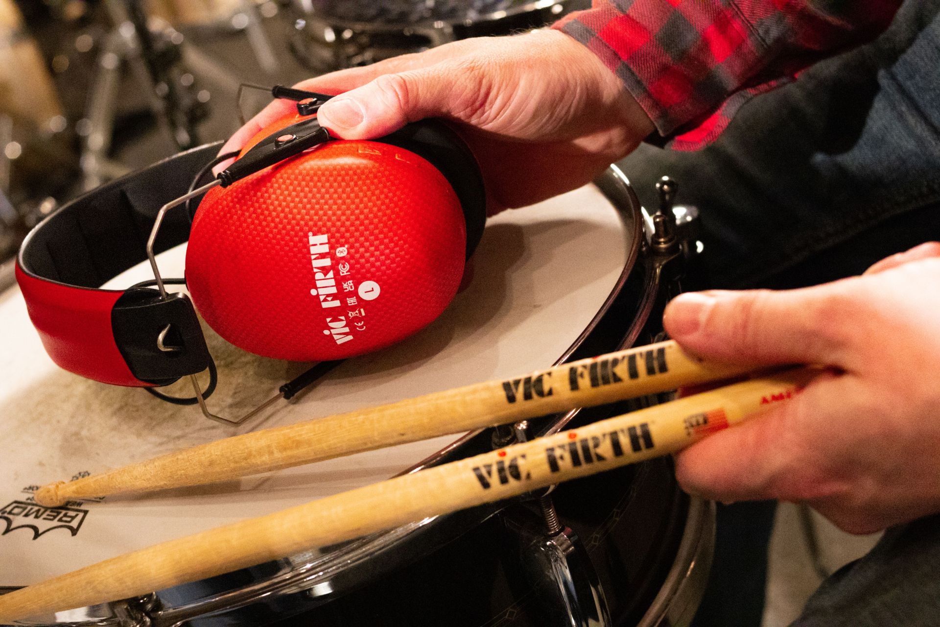 【新製品:ヘッドホン】VIC FIRTH VIC-VXHP0012｜ドラマーにとって理想的なヘッドホンが誕生！