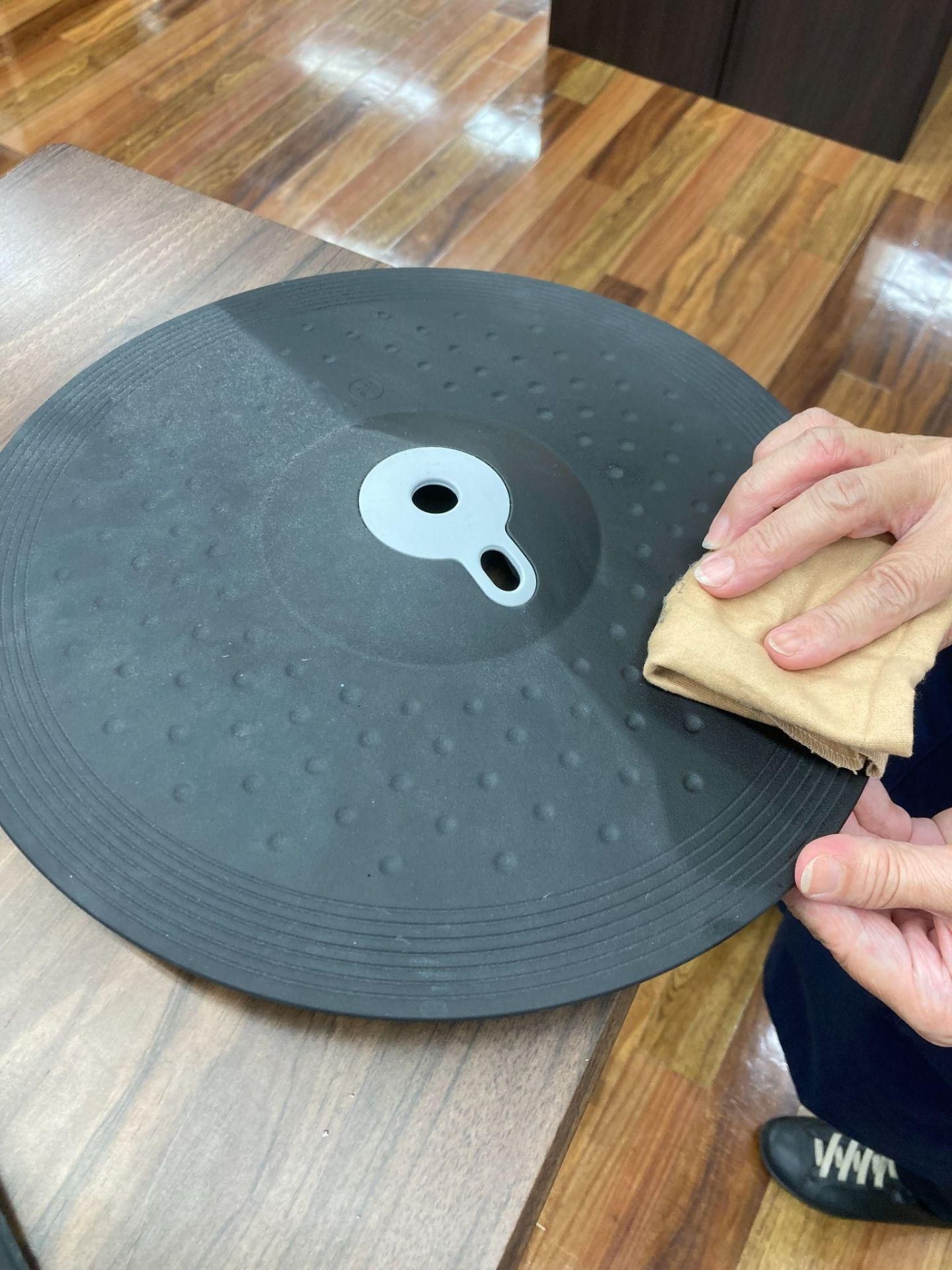 【メンテナンス】電子ドラムのシンバルパッド汚れていませんか？お手入れの方法を伝授！-いつもピッカピカ！-