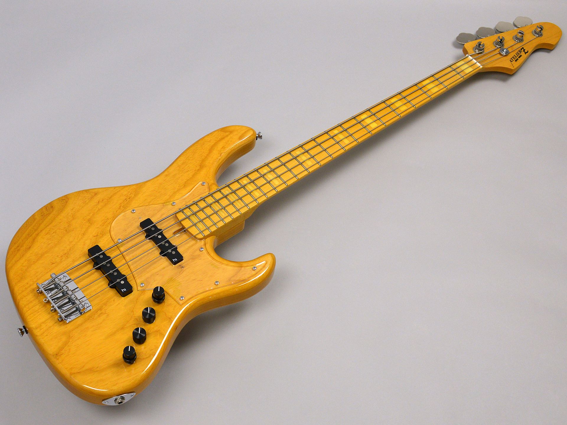 ATELIER Z (Bass) ギタセレ（Guitar Selection）