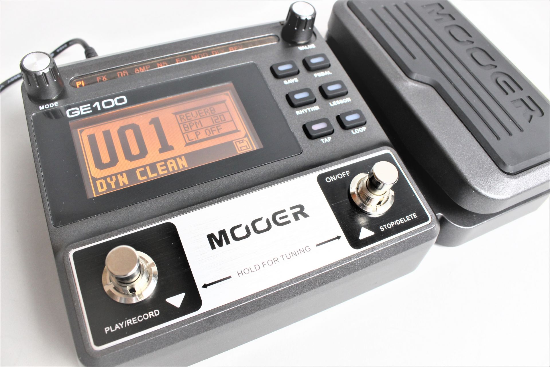 【マルチエフェクター・レビュー】MOOER “GE100” 「自宅練習の救世主！？」コード/スケール辞書 & ドラムマシン搭載モデル！ ～国内 ...