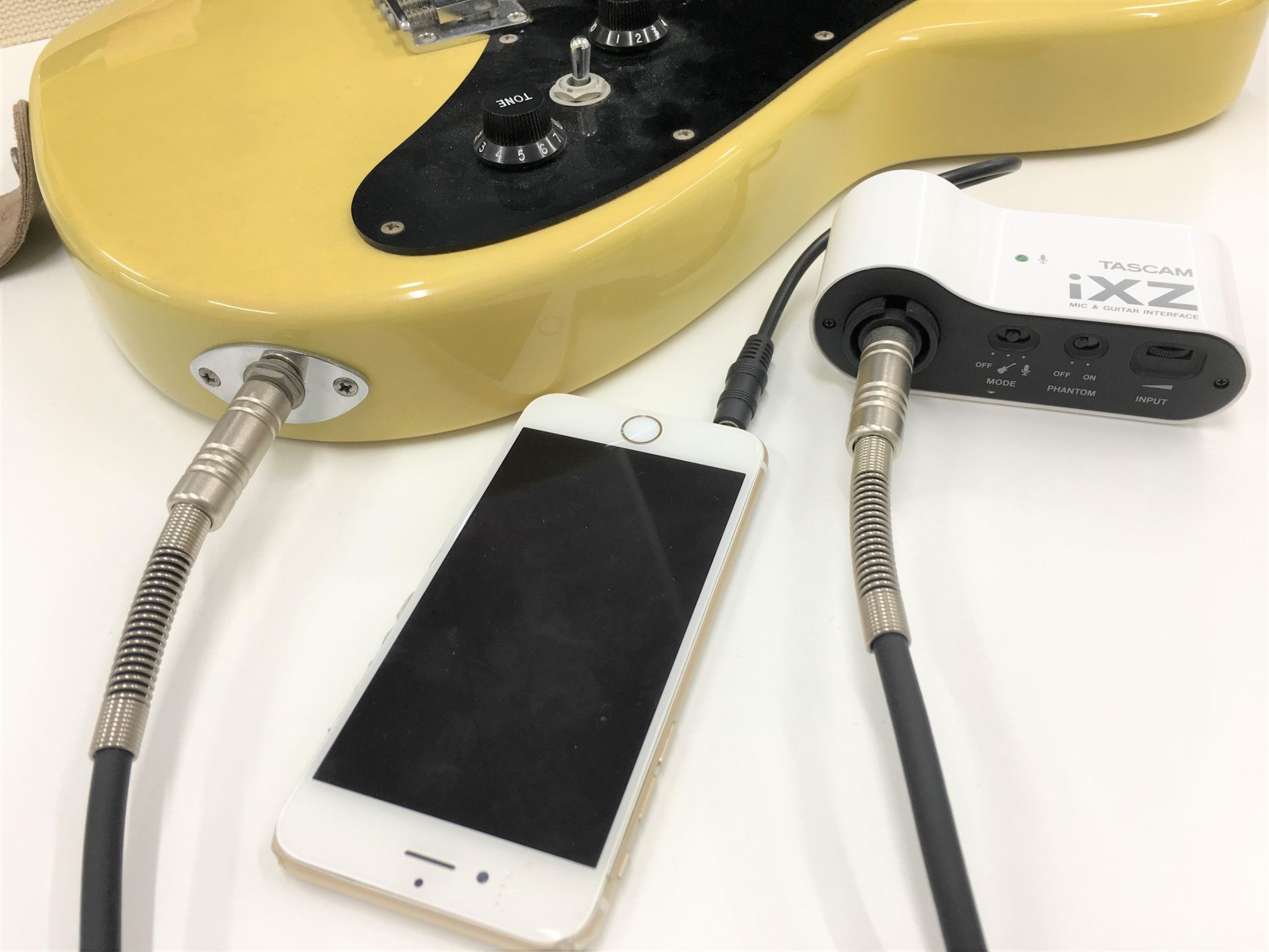 tascam ixz mic&guitar interface 取扱説明書　美品 Tascam iXZ | Mic/Guitar Interface for Smartphones And Tablet
