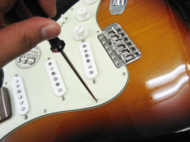 ルシアー駒木のギターよもやま話 その12「スペシャルギター