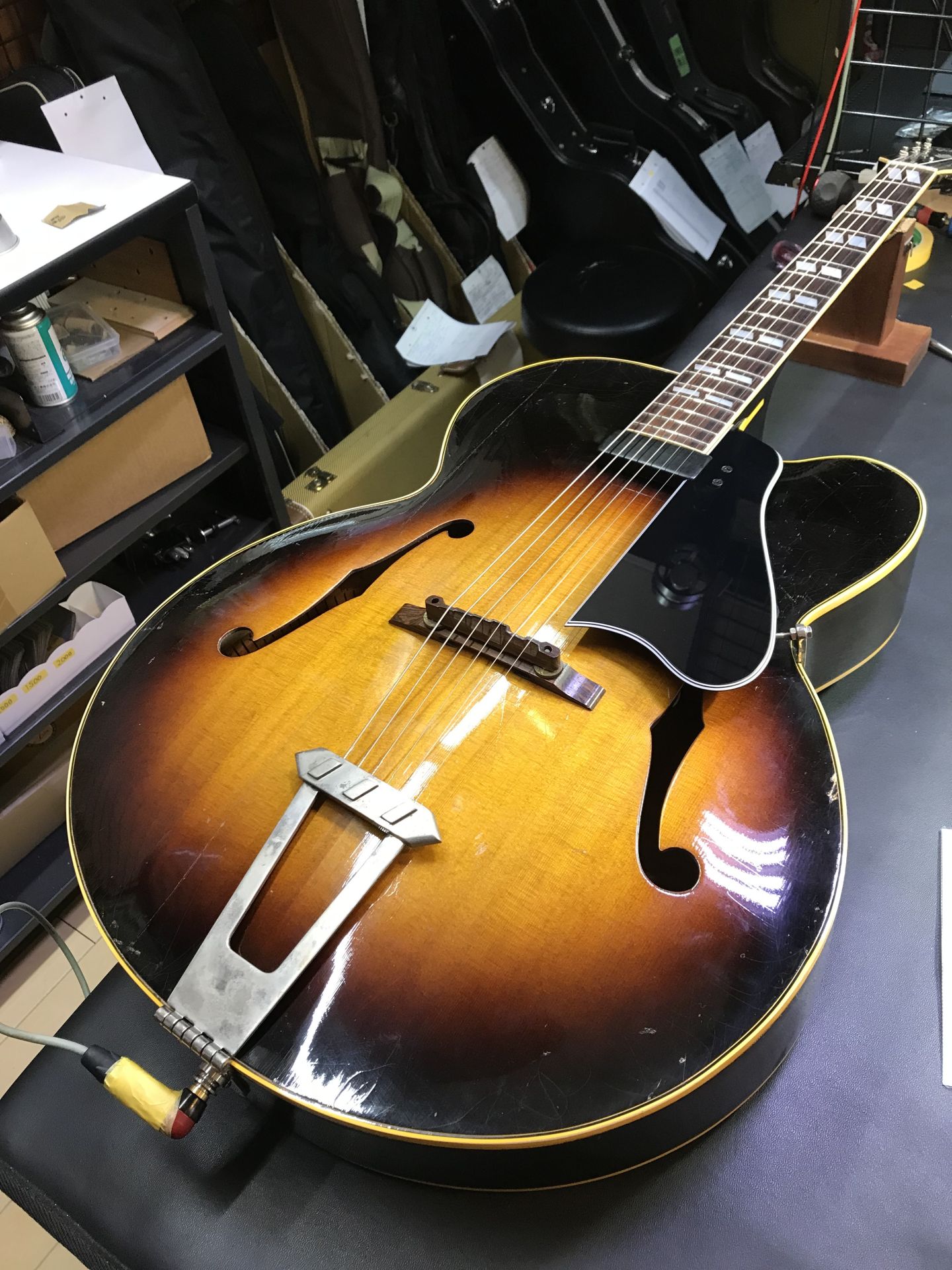 Hawai Guitar フルアコ/ ピックギター/ アーチトップ Yahoo!オークション - アーチトップギター（ピックギター